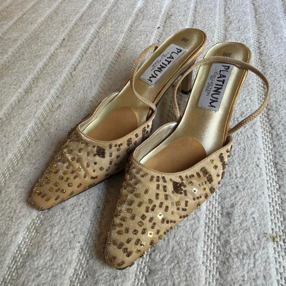 VTG y2k Platinum gold & tan beaded mules gold sequins size 9W Glam Gothic Greek
